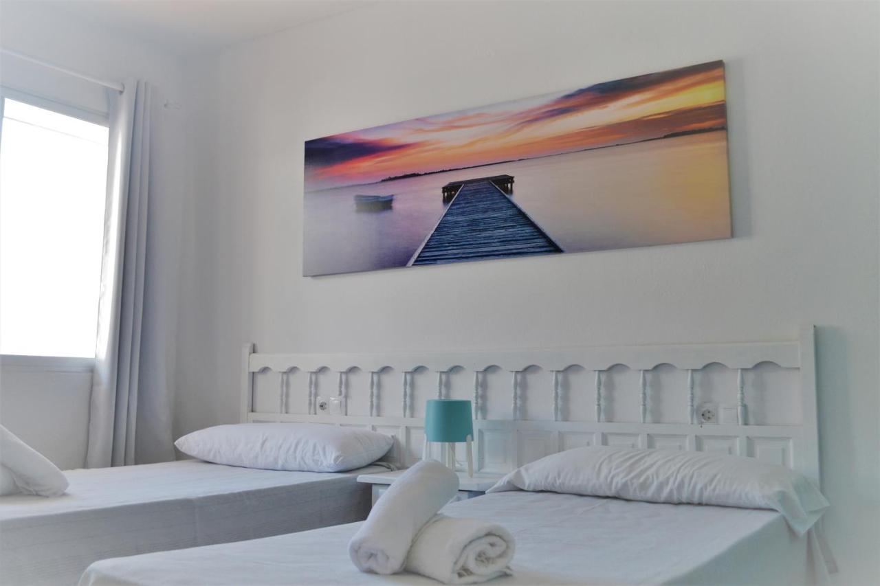 Apartamentos Cana Sofia Кала-Лонга Экстерьер фото